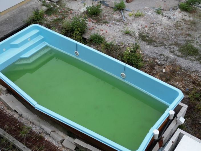 Image No.14-10 Bed Property for sale