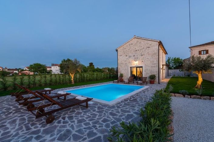 Image No.2-3 Bed Property for sale