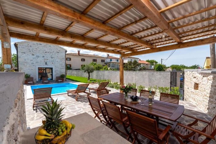 Image No.6-3 Bed Property for sale