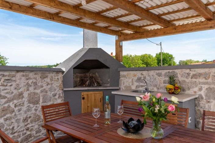 Image No.7-3 Bed Property for sale