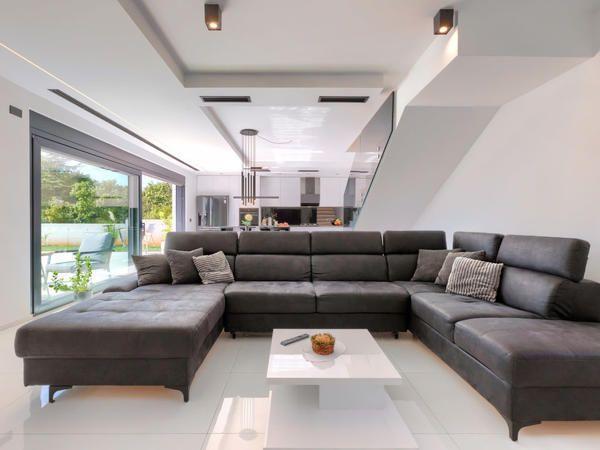 Image No.11-3 Bed Property for sale