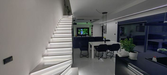 Image No.19-3 Bed Property for sale