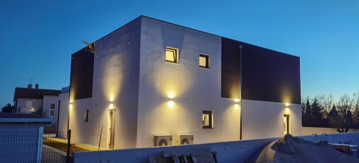 Image No.9-3 Bed Property for sale