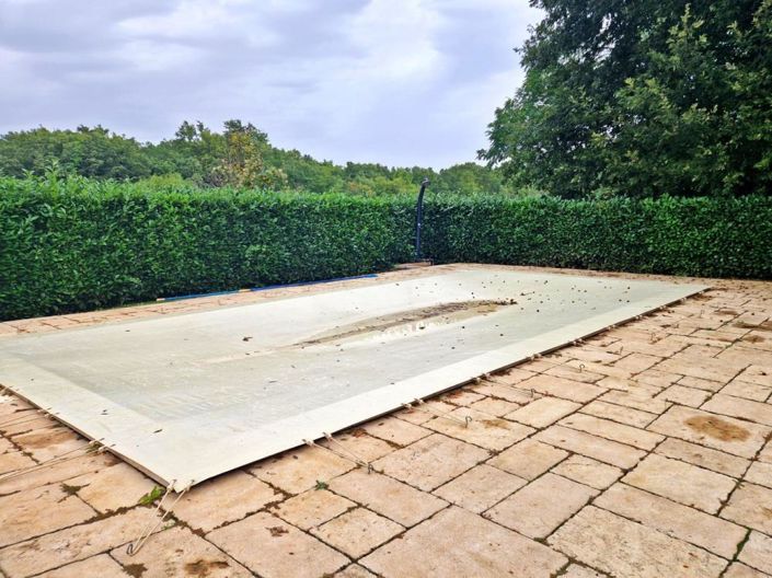 Image No.2-4 Bed Property for sale