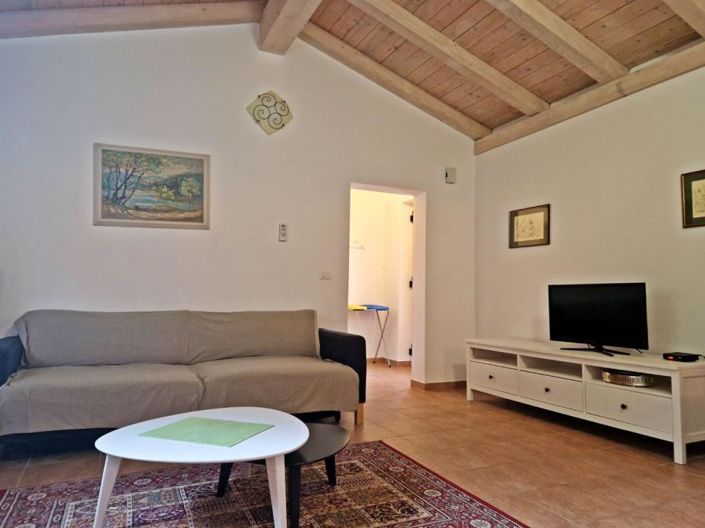 Image No.23-4 Bed Property for sale