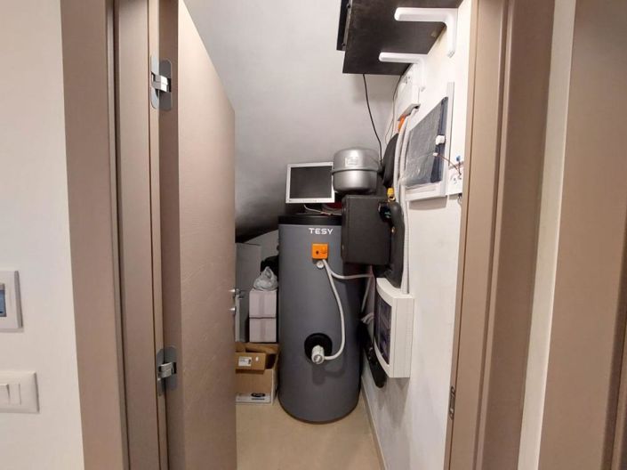 Image No.13-4 Bed Property for sale