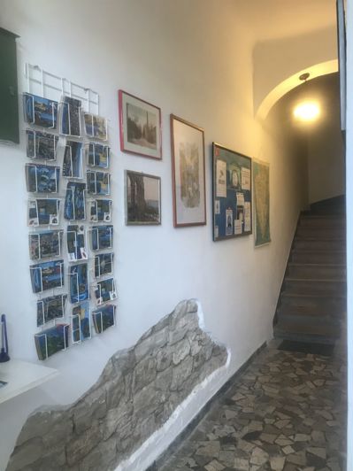 Image No.4-4 Bed Property for sale