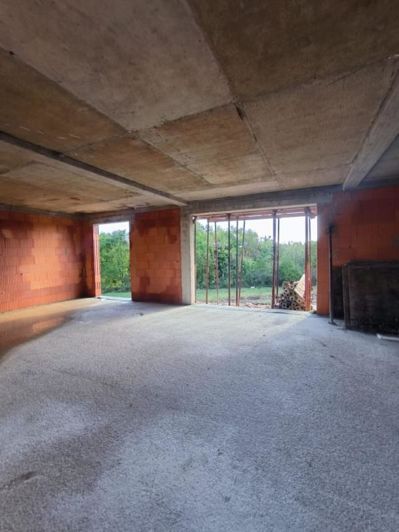 Image No.8-Propriété de 4 chambres à vendre à Tinjan