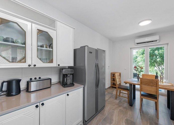 Image No.15-5 Bed Property for sale