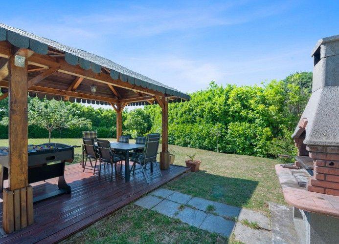 Image No.24-5 Bed Property for sale