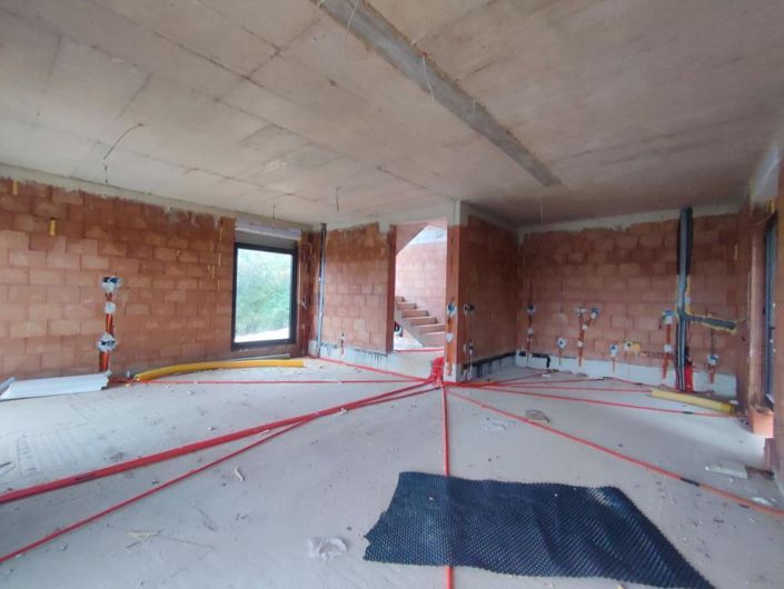 Image No.15-3 Bed Property for sale