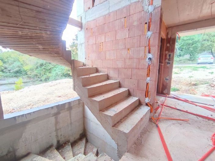 Image No.16-3 Bed Property for sale