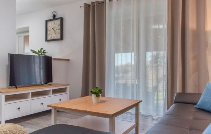 Image No.15-3 Bed Property for sale