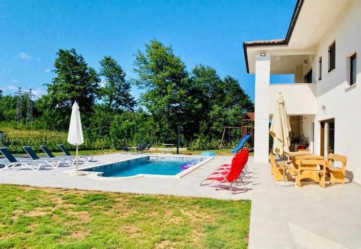 Image No.3-4 Bed Property for sale