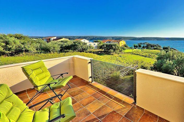 Image No.2-4 Bed Property for sale