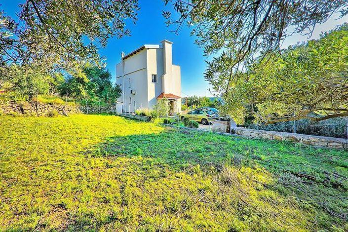 Image No.5-4 Bed Property for sale