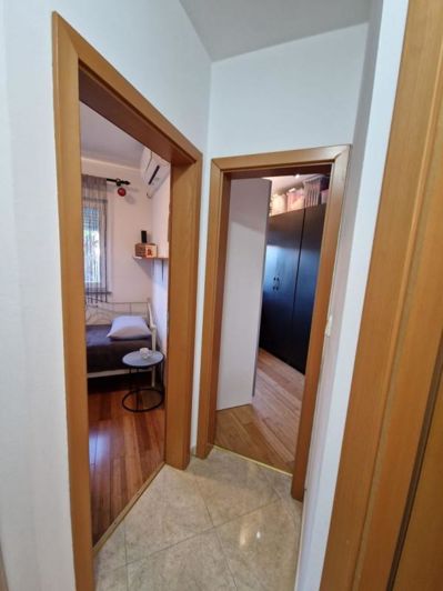 Image No.13-5 Bed Property for sale