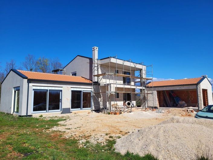 Image No.1-Propriété de 4 chambres à vendre à Grožnjan