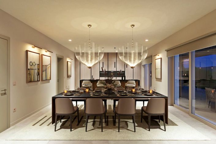 Image No.10-4 Bed Property for sale