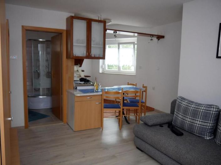 Image No.10-4 Bed Property for sale