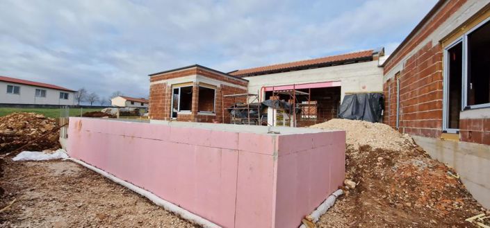 Image No.14-3 Bed Property for sale