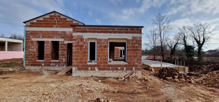 Image No.2-Propriété de 3 chambres à vendre à Žminj