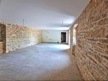 92618-452353