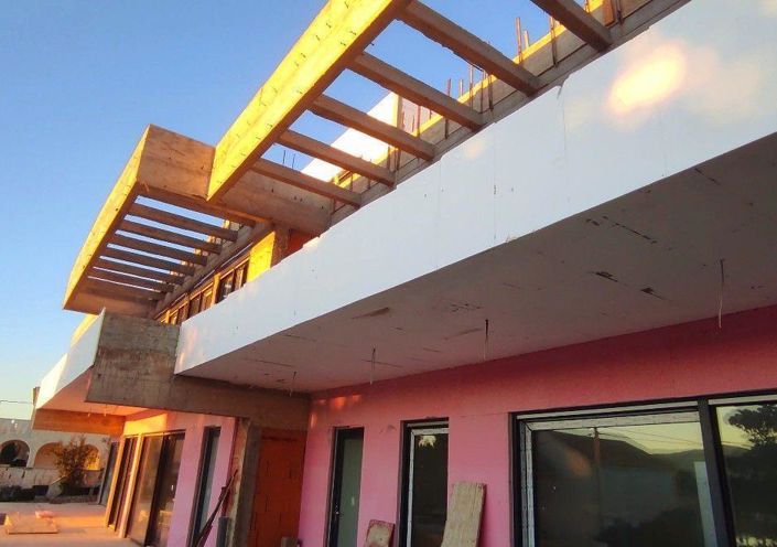 Image No.4-3 Bed Property for sale