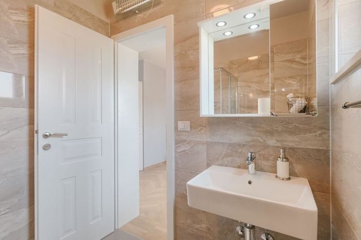 Image No.21-Propriété de 4 chambres à vendre à Croatie