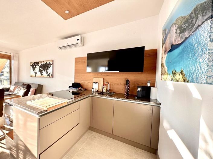 Image No.22-3 Bed Property for sale