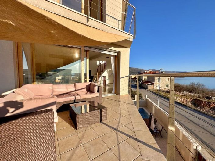 Image No.7-3 Bed Property for sale