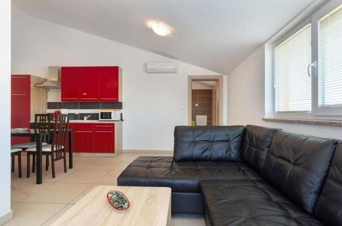 Image No.12-11 Bed Property for sale