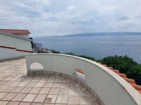 Image No.13-3 Bed Property for sale