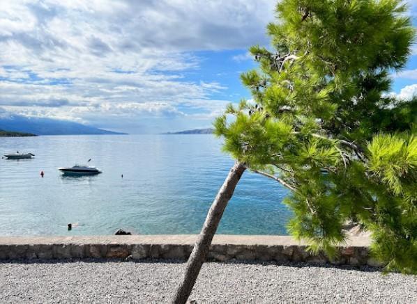 Image No.3-3 Bed Property for sale