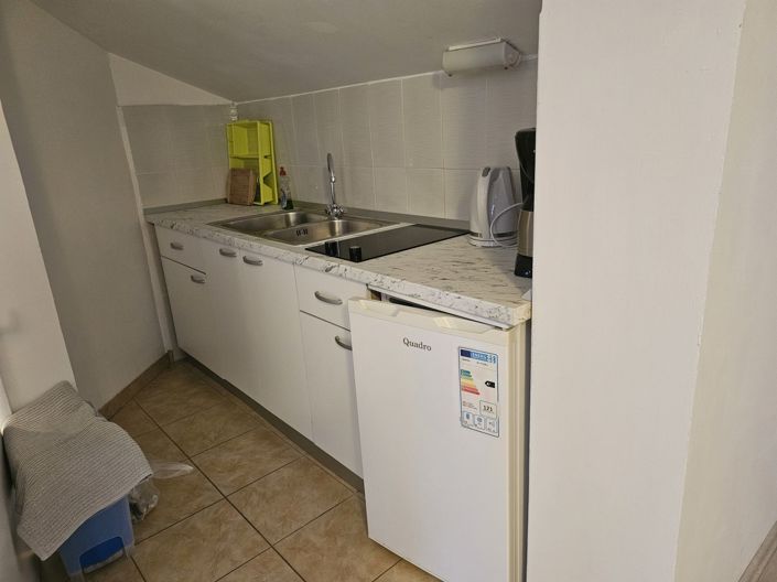 Image No.24-9 Bed Property for sale