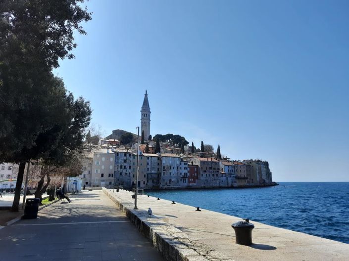 Image No.1-Propriété de 5 chambres à vendre à Rovinj