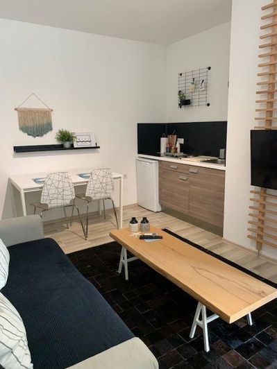 Image No.9-5 Bed Property for sale