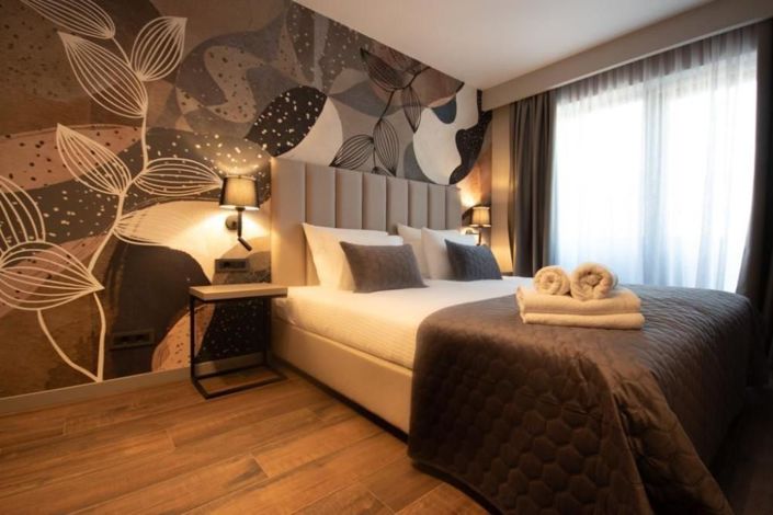 Image No.24-4 Bed Property for sale