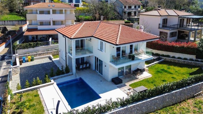 Image No.1-Propriété de 3 chambres à vendre à Malinska-Dubašnica