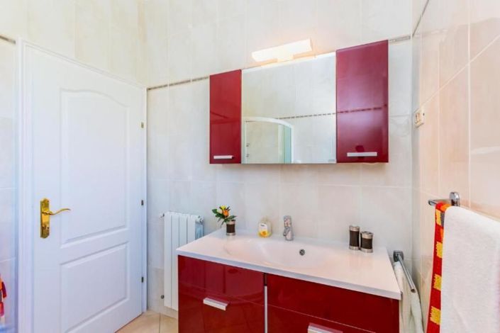 Image No.8-Propriété de 4 chambres à vendre à Croatie