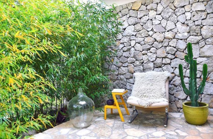 Image No.15-2 Bed Property for sale