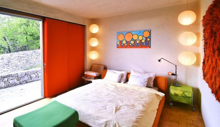 Image No.16-2 Bed Property for sale