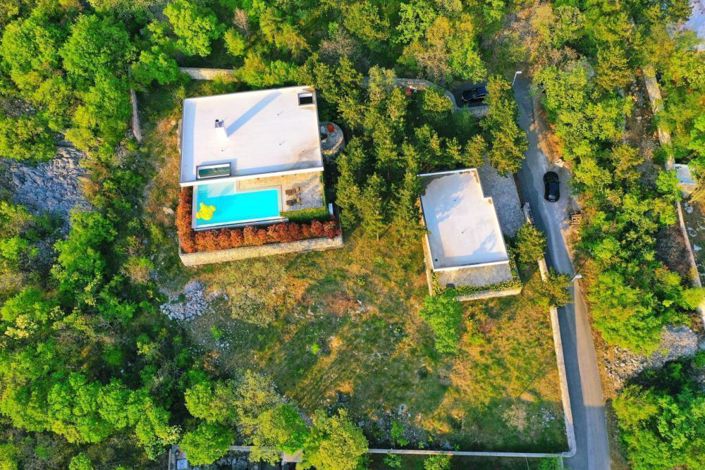 Image No.3-2 Bed Property for sale