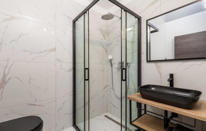 Image No.23-4 Bed Property for sale