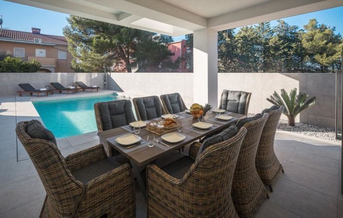 Image No.12-Propriété de 4 chambres à vendre à Umag