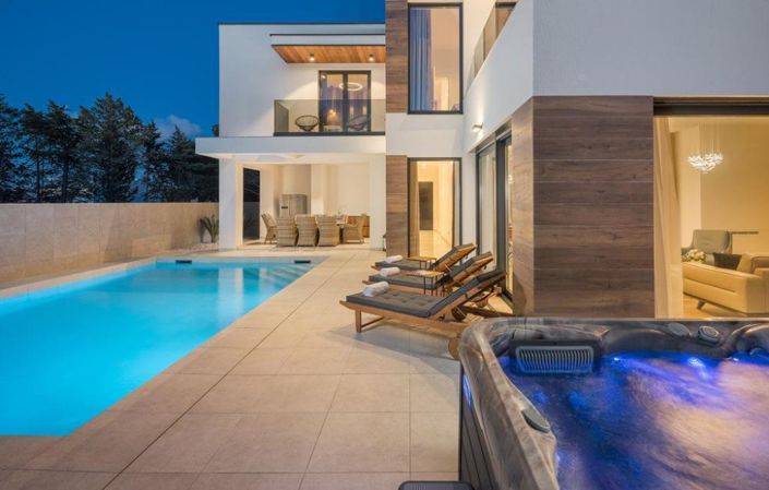 Image No.18-Propriété de 4 chambres à vendre à Umag