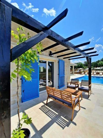 Image No.5-3 Bed Property for sale