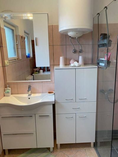 Image No.6-7 Bed Property for sale