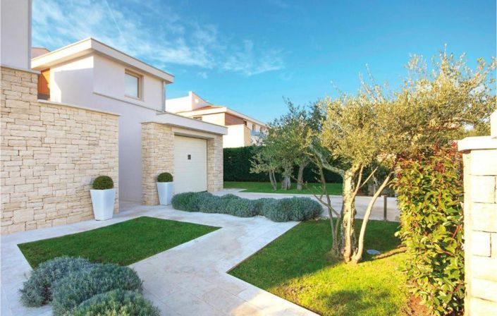 Image No.2-Propriété de 3 chambres à vendre à Porec