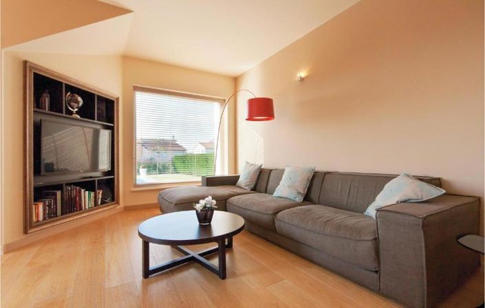 Image No.7-3 Bed Property for sale